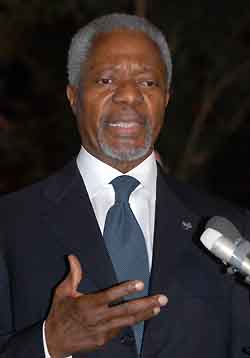 Annan brands soccer as role model for international community