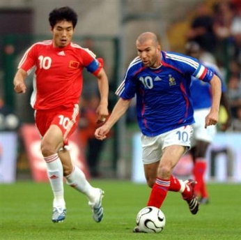 Soccer: France beat China 3-1