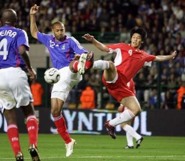 Soccer: France beat China 3-1