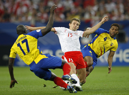 Ecuador surprises Poland