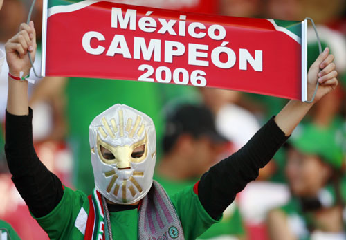 Mexico fan shows 'champion' banner