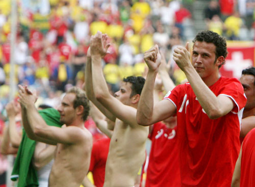 Switzerland edges togo 2-0