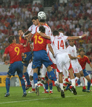 Spain beat Tunisia 3-1