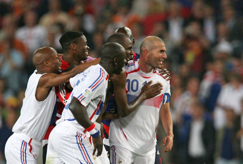 France win, Zidane scores
