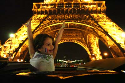 Jubiliant French fans party on Paris streets