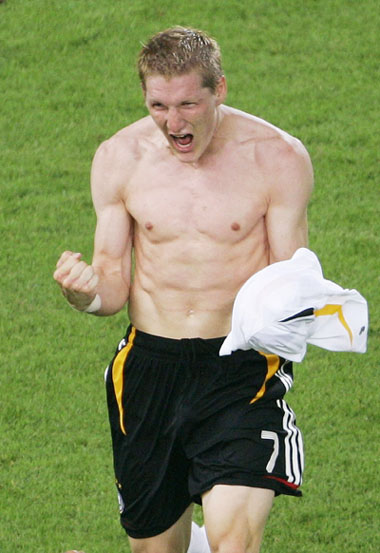 Germany smiles upon bronze