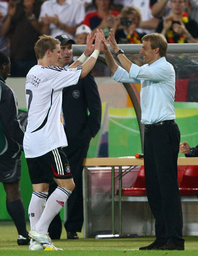 Germany smiles upon bronze