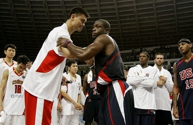 Two NBA giants meet in China