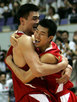 Wang Shipeng's buzzer shot lifts China over Slovenia 78-77