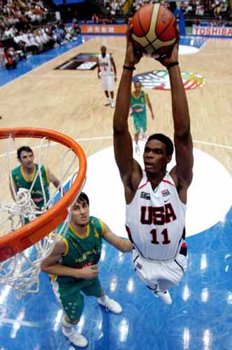 US powers into worlds quarterfinals