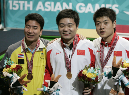 Ding glows red hot on green table