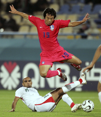 Iran stuns S. Korea to clinch soccer bronze