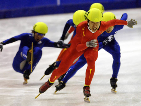 Sui edges South Korean squad to win 1500m