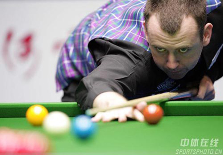 Defending champion Williams floored by Cope