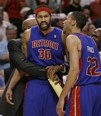 Pistons win Game 6, finish off Bulls