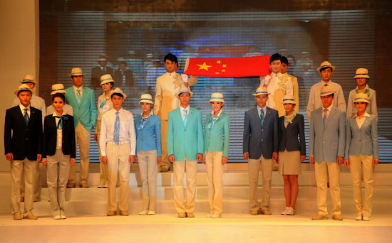 Asiad staff uniforms unveiled in Guangzhou