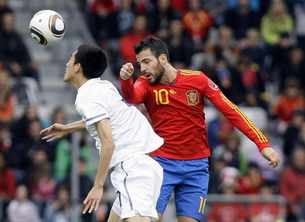Fabregas back for Spain, Italy lose