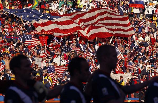 US rallies to draw 2-2 with Slovenia