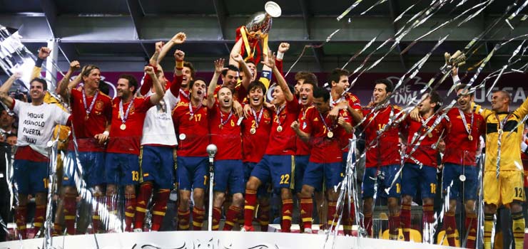 Spain crushes Italy, 4-0, in Euro 2012 final