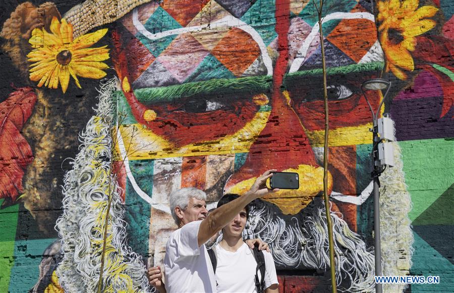 Giant graffiti painting greets Rio 2016 Olympic Games in Brazil