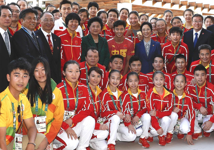 Chinese Vice-Premier visits Olympic delegation