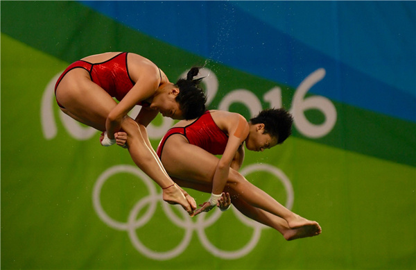 China wins gold in women's 10 meter synchronized diving