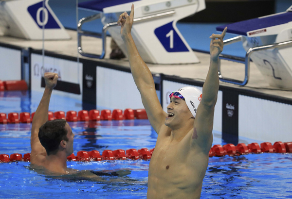 Sun Yang makes sweet revenge, backstroke swimmers make podium finish