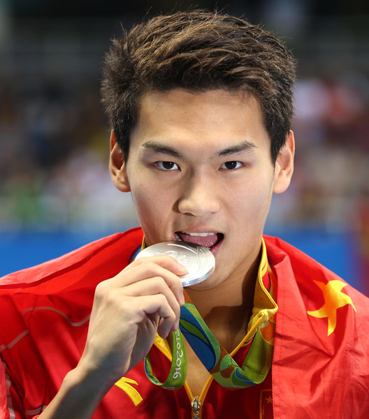 Sun Yang makes sweet revenge, backstroke swimmers make podium finish