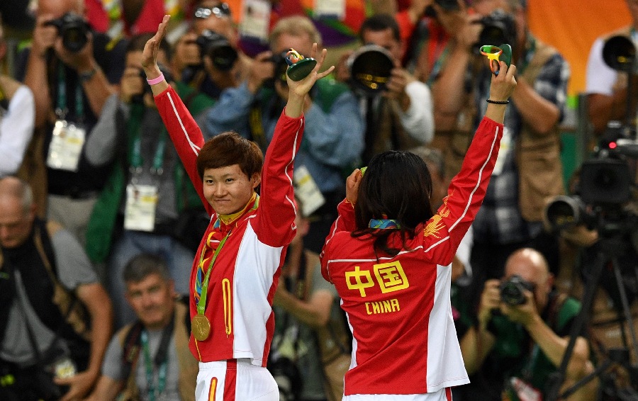 China wins first cycling Olympic gold