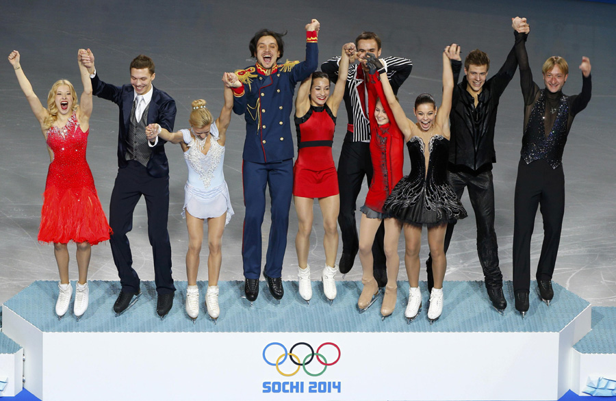 Russia wins first gold medal at Sochi Olympics