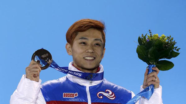 South Korea, China contend for short track gold