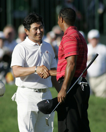Y.E. Yang wins PGA Championship