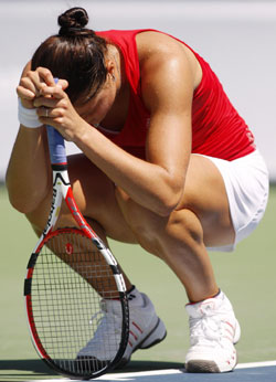 World number one Safina falls in Toronto