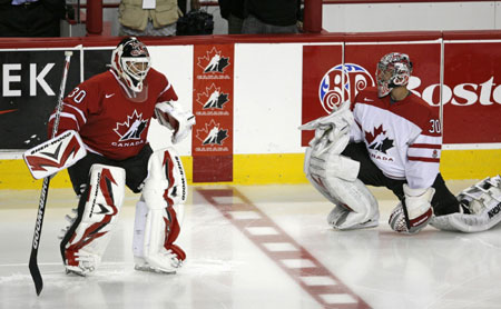 Canada wraps up ice hockey camp dreaming of gold