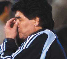 Embattled Maradona vows to fight on