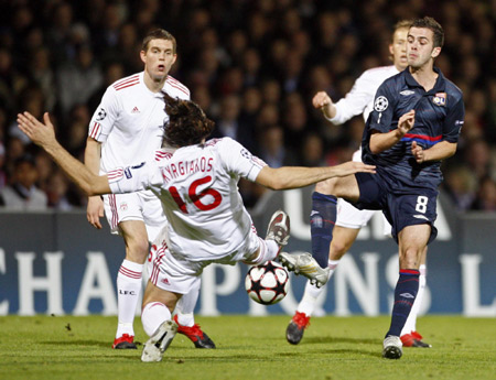 Late goals foil Liverpool, revive Inter