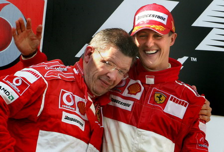 Schumacher signs deal with Mercedes - Bild