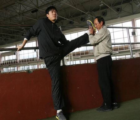 Liu Xiang starts winter training in Shanghai