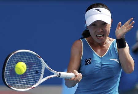 Henin destroys Zheng to make Open final