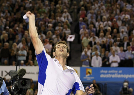 Brilliant Murray storms into Australian final