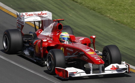 Kubica fastest in Australian GP practice
