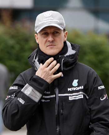 Hamilton ready to take down German in chilly Shanghai