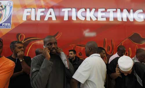 S. Africans queue overnight for World Cup tickets
