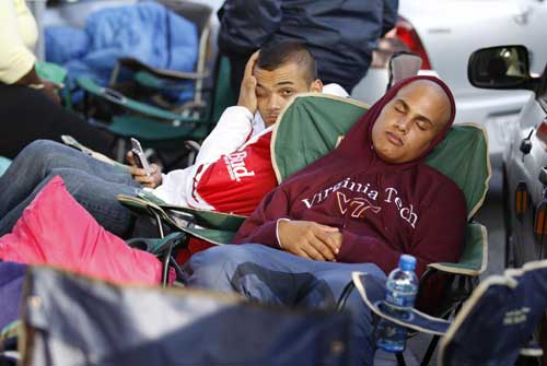 S. Africans queue overnight for World Cup tickets