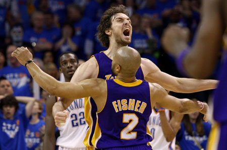 Lakers eliminate Thunder on Gasol's tip-in