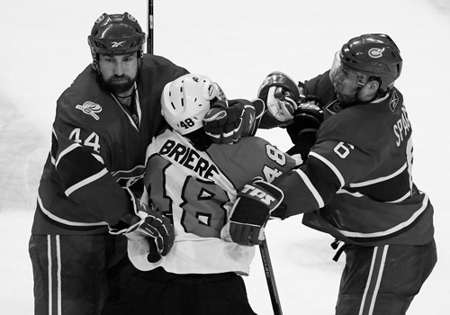 Ice Hockey: Cammalleri lifts Canadiens