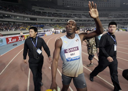 Bolt wins men's 200m race with a bang in Shanghai