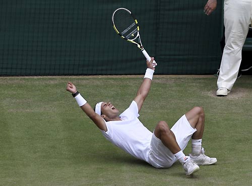 Nadal sets up Berdych final after downing Murray