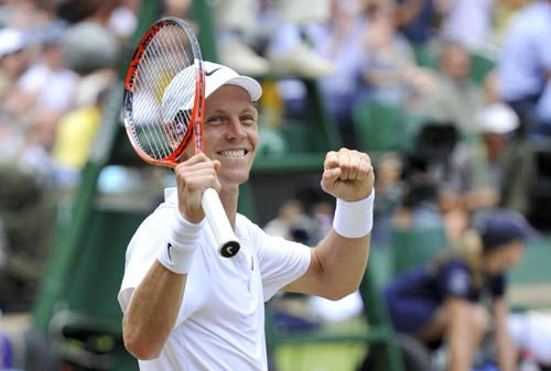 Nadal sets up Berdych final after downing Murray