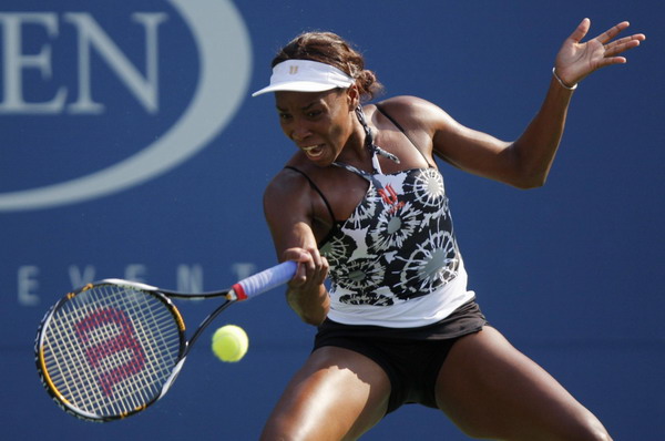 Williams eases through to US Open third round